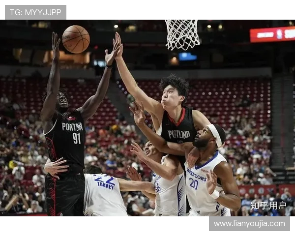 勇士与开拓者激战四月二十日谁能在季后赛中占得先机